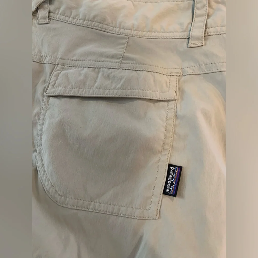 Patagonia Hiking capri pants Size 14 Light tan color roll up option - Picture 5 of 8